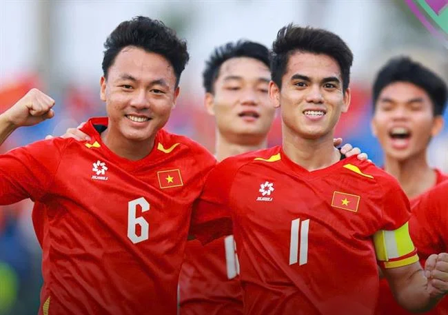 Hoàn Trả Hàng Tuần